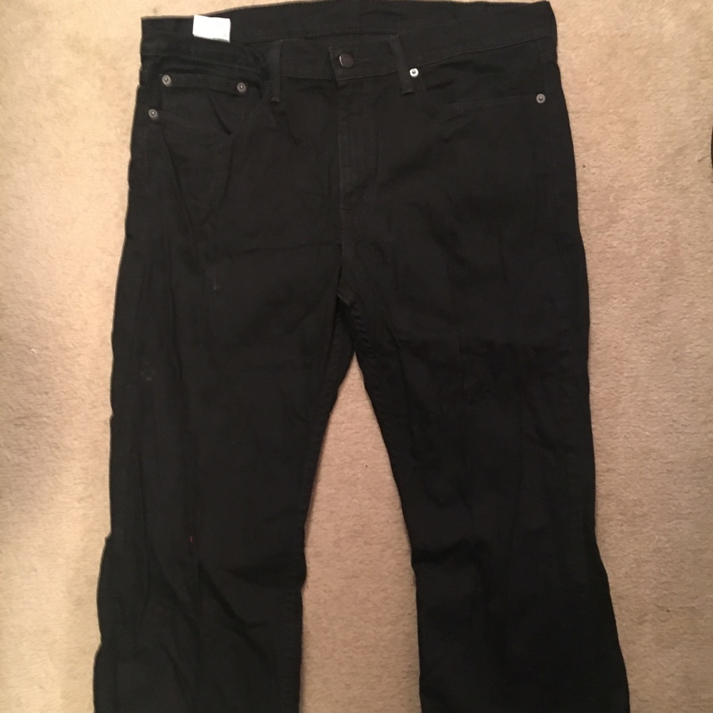Black levi jeans